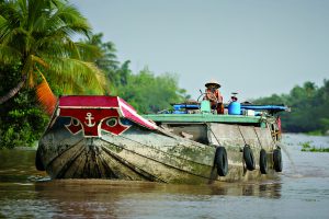 Reisfrachter im Mekong Delta