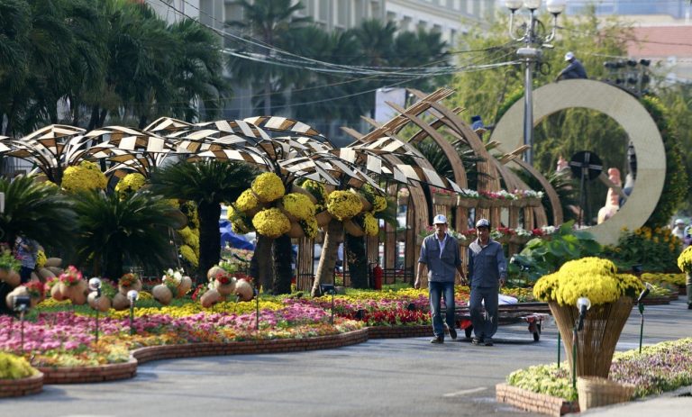 Vietnam - Saigon - Blumen Dekoration