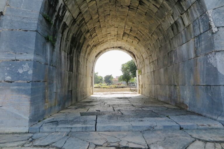 Zitadelle der Ho Dynastie Tunnel