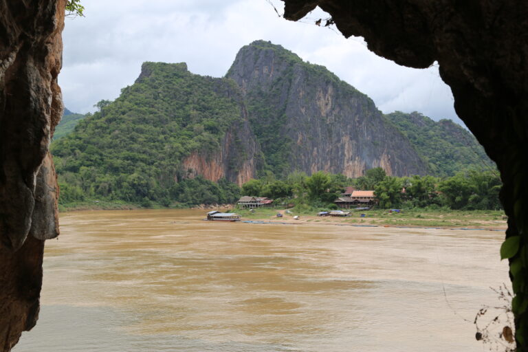 Laos Pak Ou Ausblick