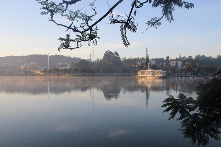 Dalat See am Morgen
