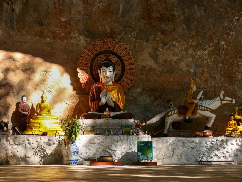 Meditationsretreat Wat Pa Tum Wua Meditationsreise