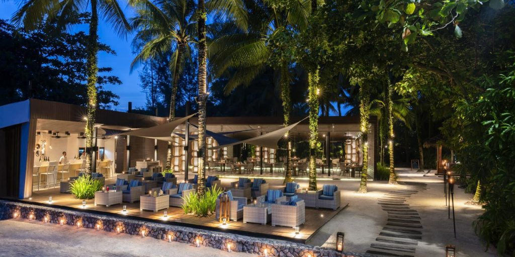 The Sarojin beach bar