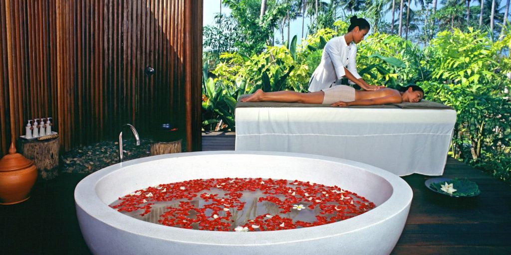 The Sarojin Spa mit Service