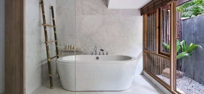 Tongsai Bay Beachfront Suite Badezimmer