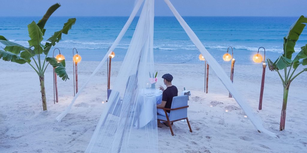 Fusion Resort Beach Sunset Dinner