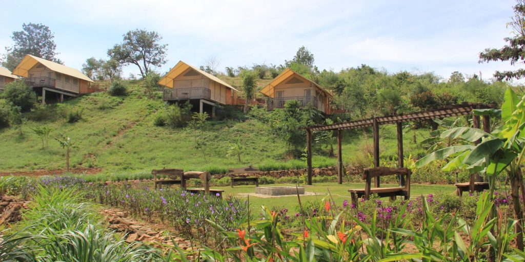 Lak Tented Camp Bungalows